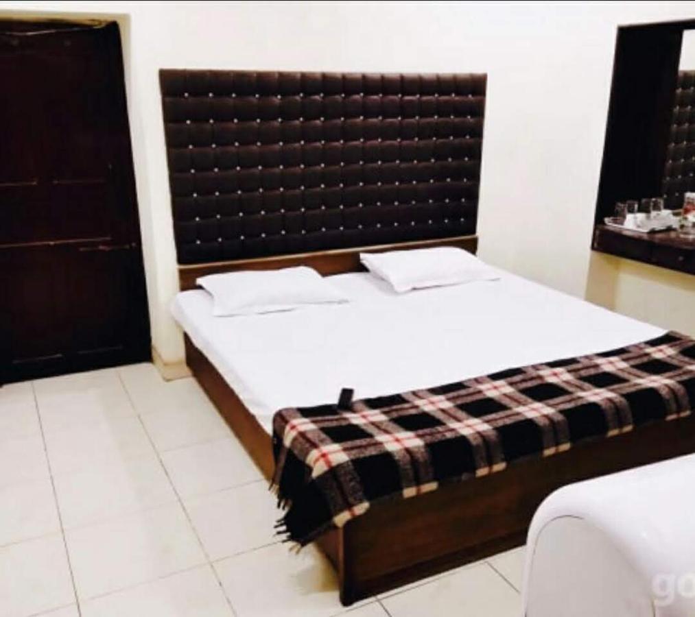 Roop Guest House Lucknow Exterior photo