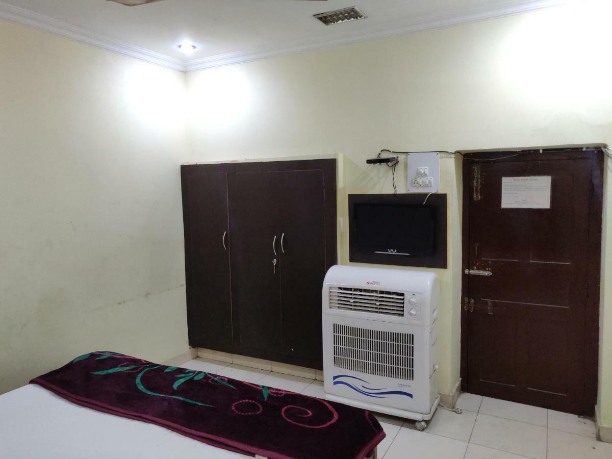 Roop Guest House Lucknow Exterior photo