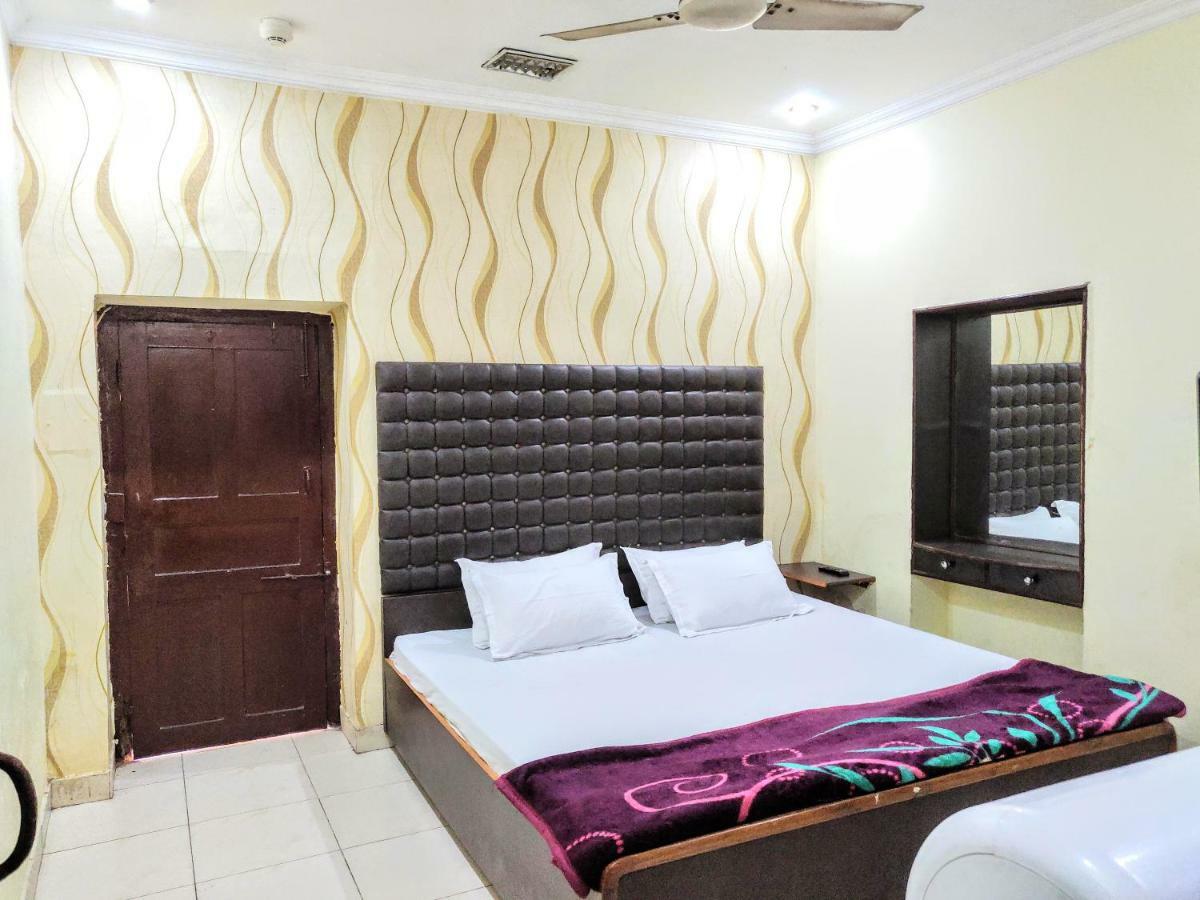 Roop Guest House Lucknow Exterior photo